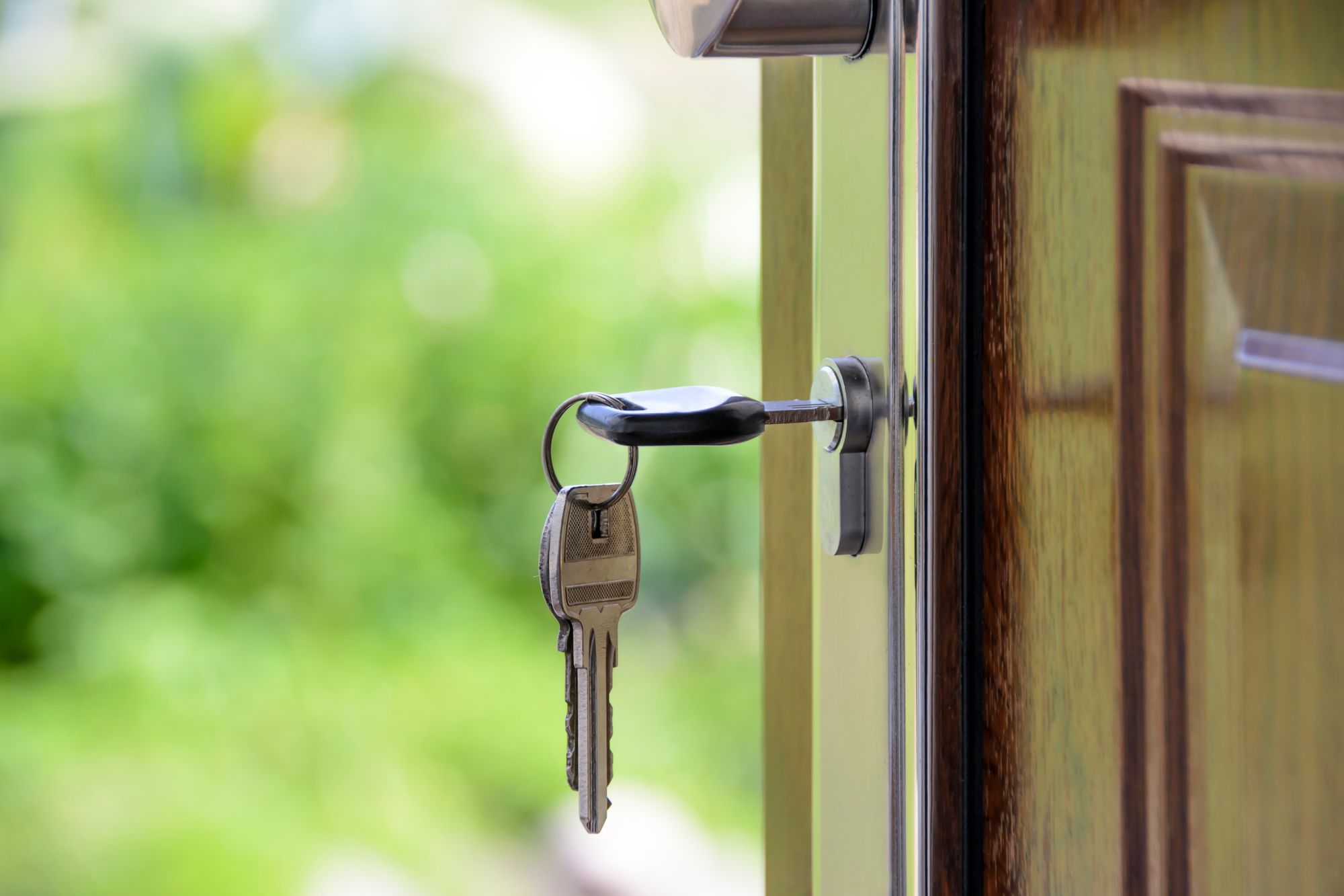 House key in a front door lock
